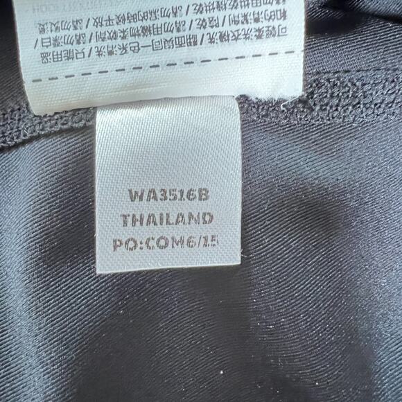 2XU Womens Mid-Rise Compression 7/8 Leggings Black Pink Size Large Training - Picture 6 of 6